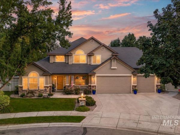 277 W Drift Stone Ct, Eagle, ID 83616