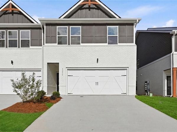 3236 Winding Waters Way , Powder Springs, GA 30127