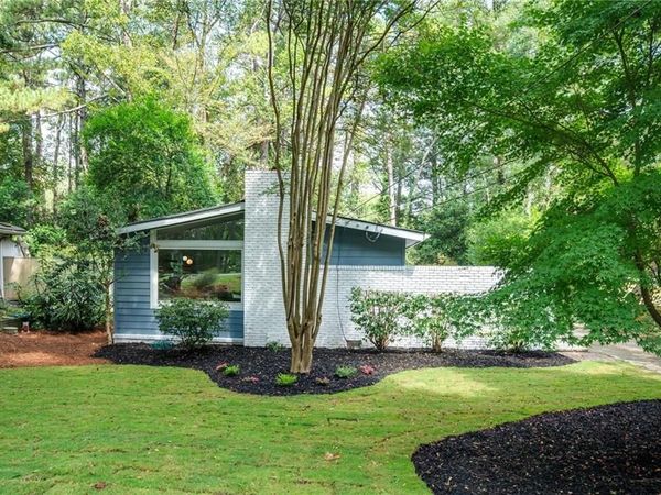 2672 Brook Park Way, Doraville, GA 30340
