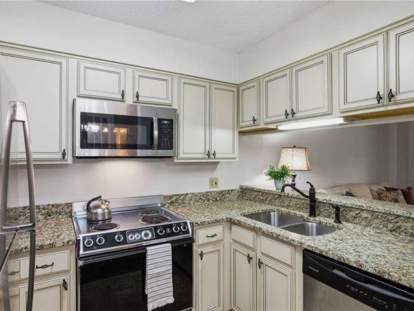 1800 Clairmont Lake , Unit A116, Decatur, GA 30033