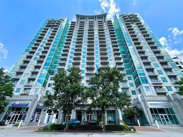 250 Pharr Road NE, Unit 1801, Atlanta, GA 30305