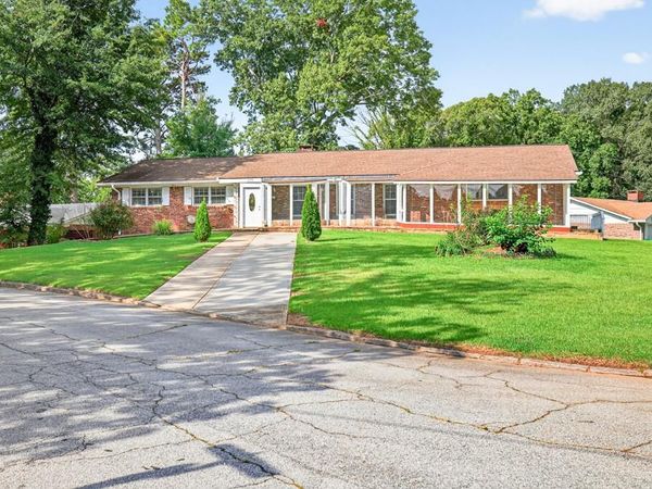 3724 Chavers Place , Stone Mountain, GA 30083