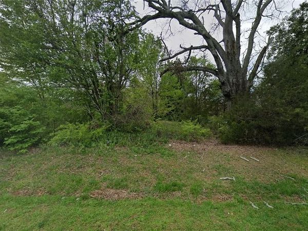 6209 Heardsville Road , Cumming, GA 30028
