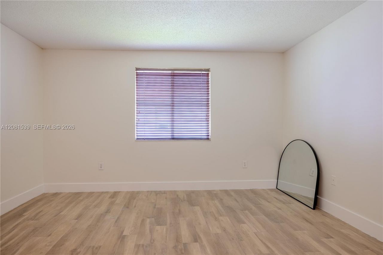 12527 NW 11th Ln , Unit 204, Miami, FL 33182 Photo