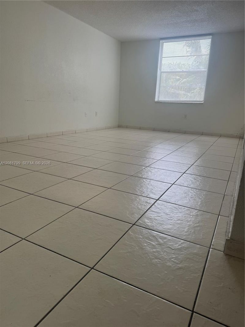 5755 W 20th Ave, Unit 201, Hialeah, FL 33012 Photo