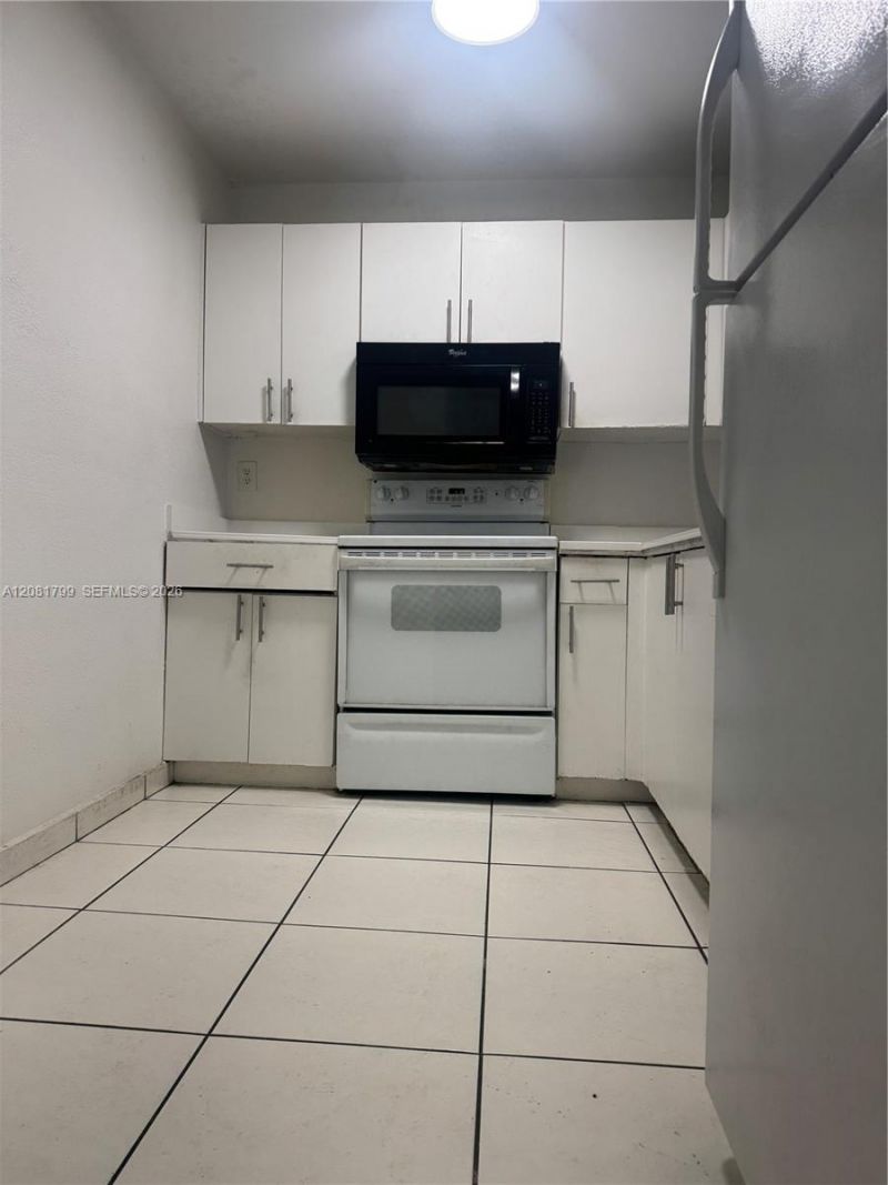 5755 W 20th Ave, Unit 201, Hialeah, FL 33012 Photo