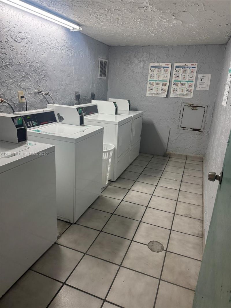 5755 W 20th Ave, Unit 201, Hialeah, FL 33012 Photo