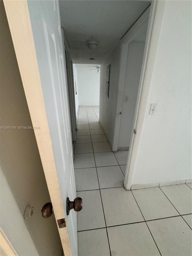 5755 W 20th Ave, Unit 201, Hialeah, FL 33012 Photo