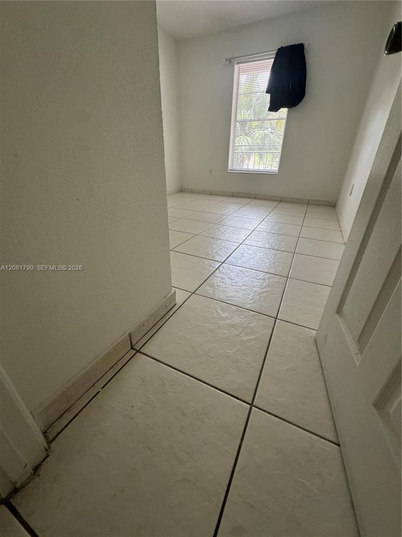 5755 W 20th Ave, Unit 201, Hialeah, FL 33012 Photo