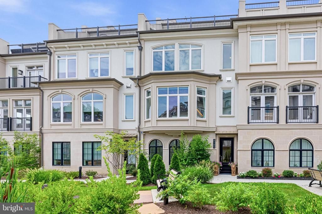 8189 RIVER ROAD, BETHESDA, MD 20817