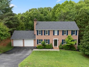 2002 Weatherhill Road, Forest, VA 24551