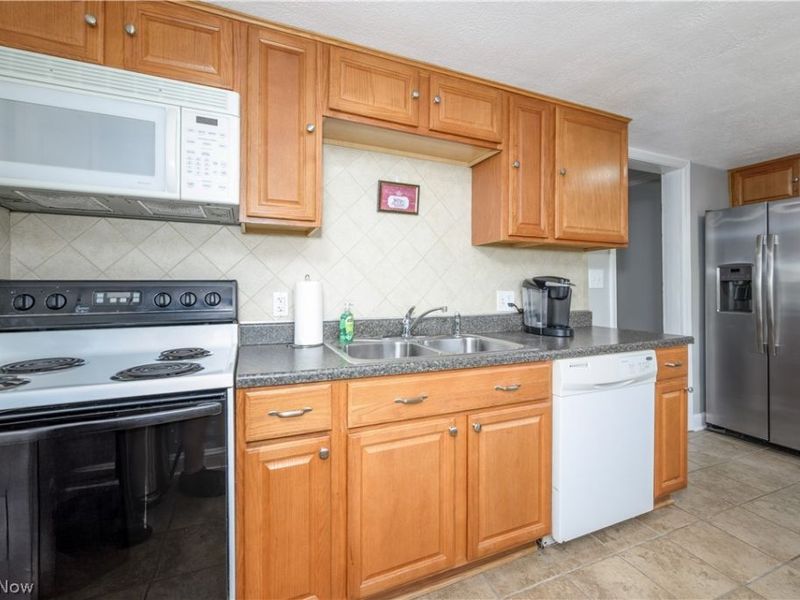1718 - 1720 Newberry Street , Cuyahoga Falls, OH 44221 Photo 13