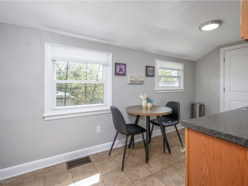 1718 - 1720 Newberry Street , Cuyahoga Falls, OH 44221 Photo 19