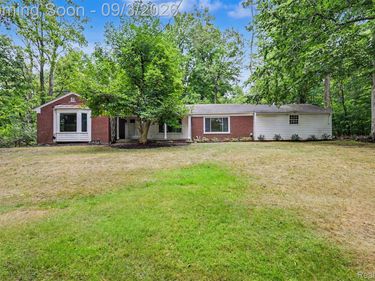 47040 Timberlane Street, Northville Township, Mi 48167