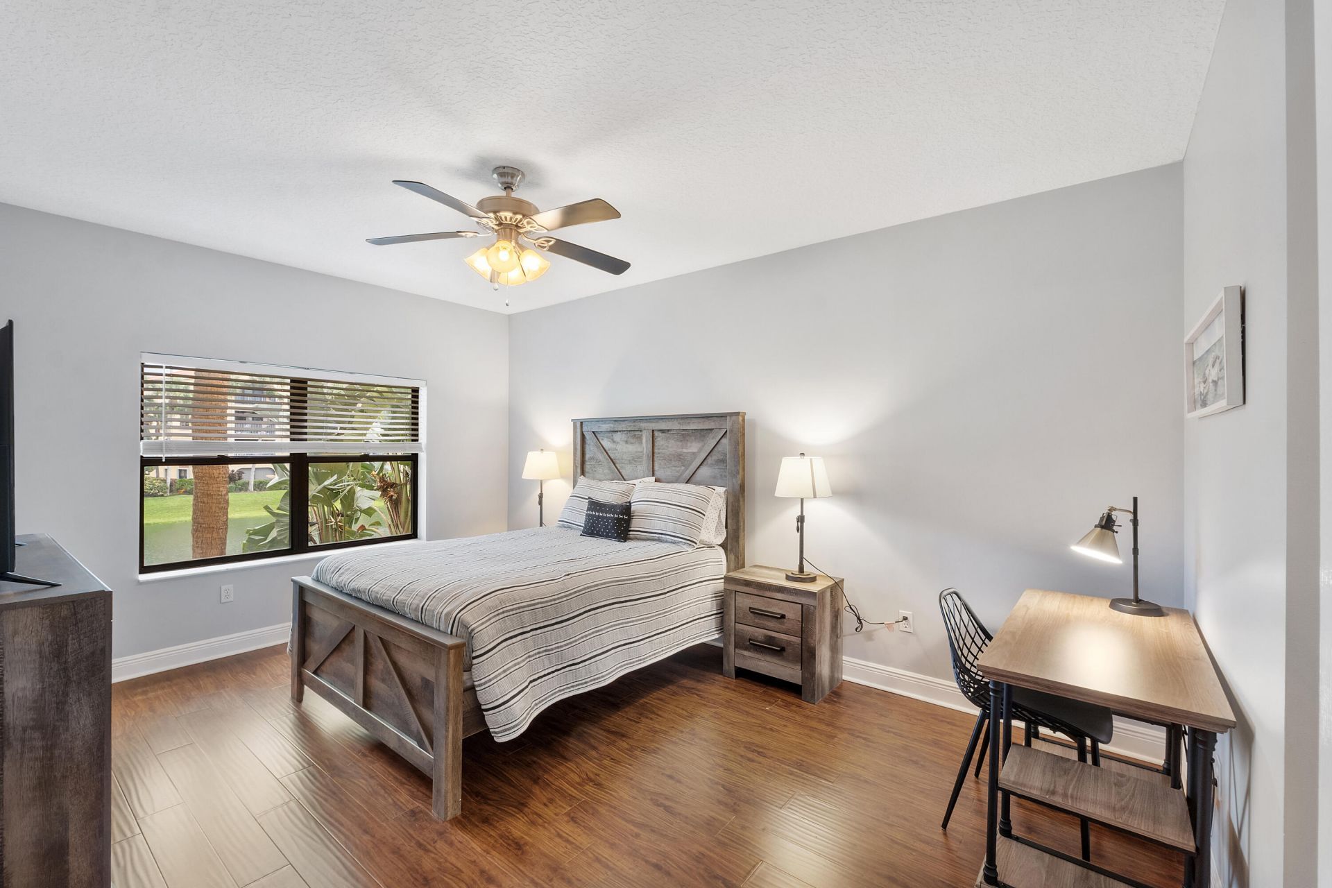 800 Uno Lago Drive, Unit 204, Juno Beach, FL 33408 Photo