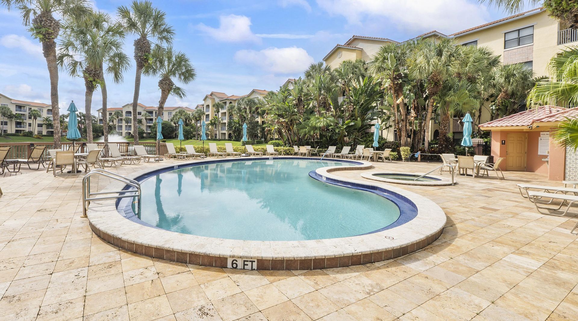 800 Uno Lago Drive, Unit 204, Juno Beach, FL 33408 Photo