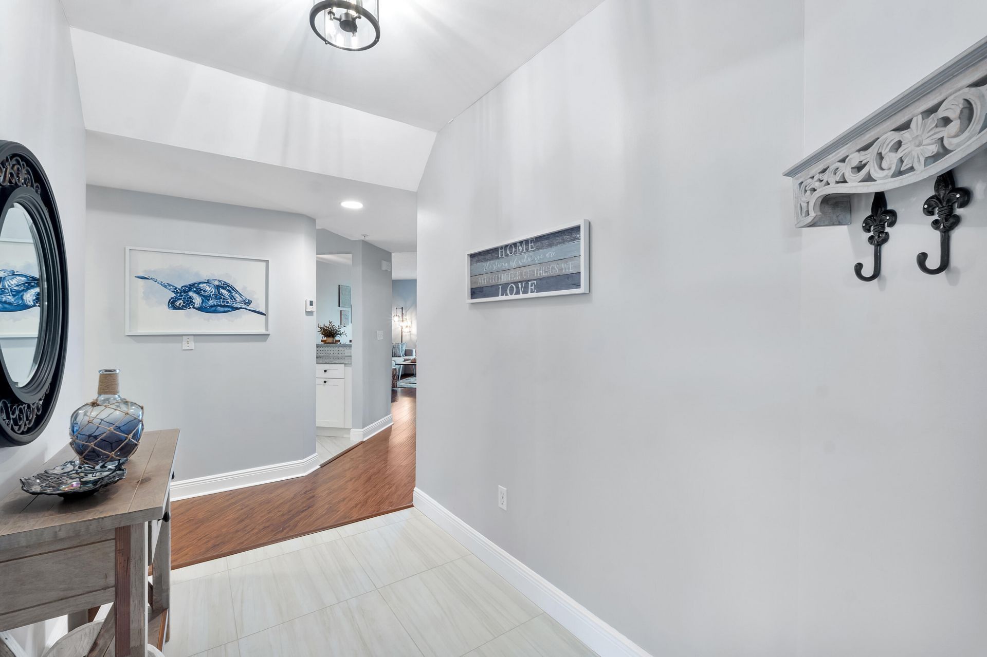 800 Uno Lago Drive, Unit 204, Juno Beach, FL 33408 Photo