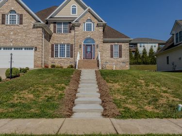 299 E WINDSOR DR, FISHERSVILLE, VA 22939