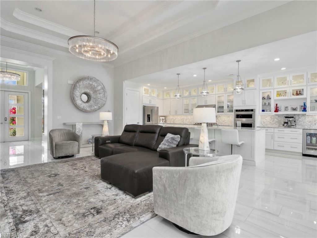 9257 Cayman Dr , Naples, FL 34114 Photo