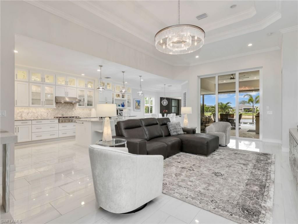 9257 Cayman Dr , Naples, FL 34114 Photo
