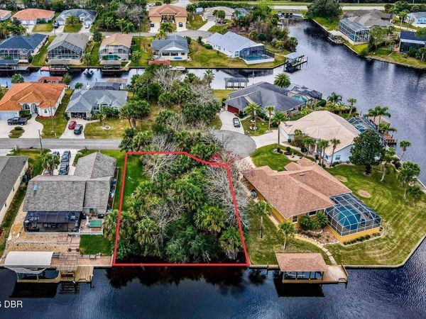 16 Crandon Court, Palm Coast, FL 32137