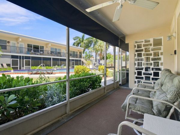 1960 NE 1ST Street, Unit B4, Deerfield Beach, FL 33441