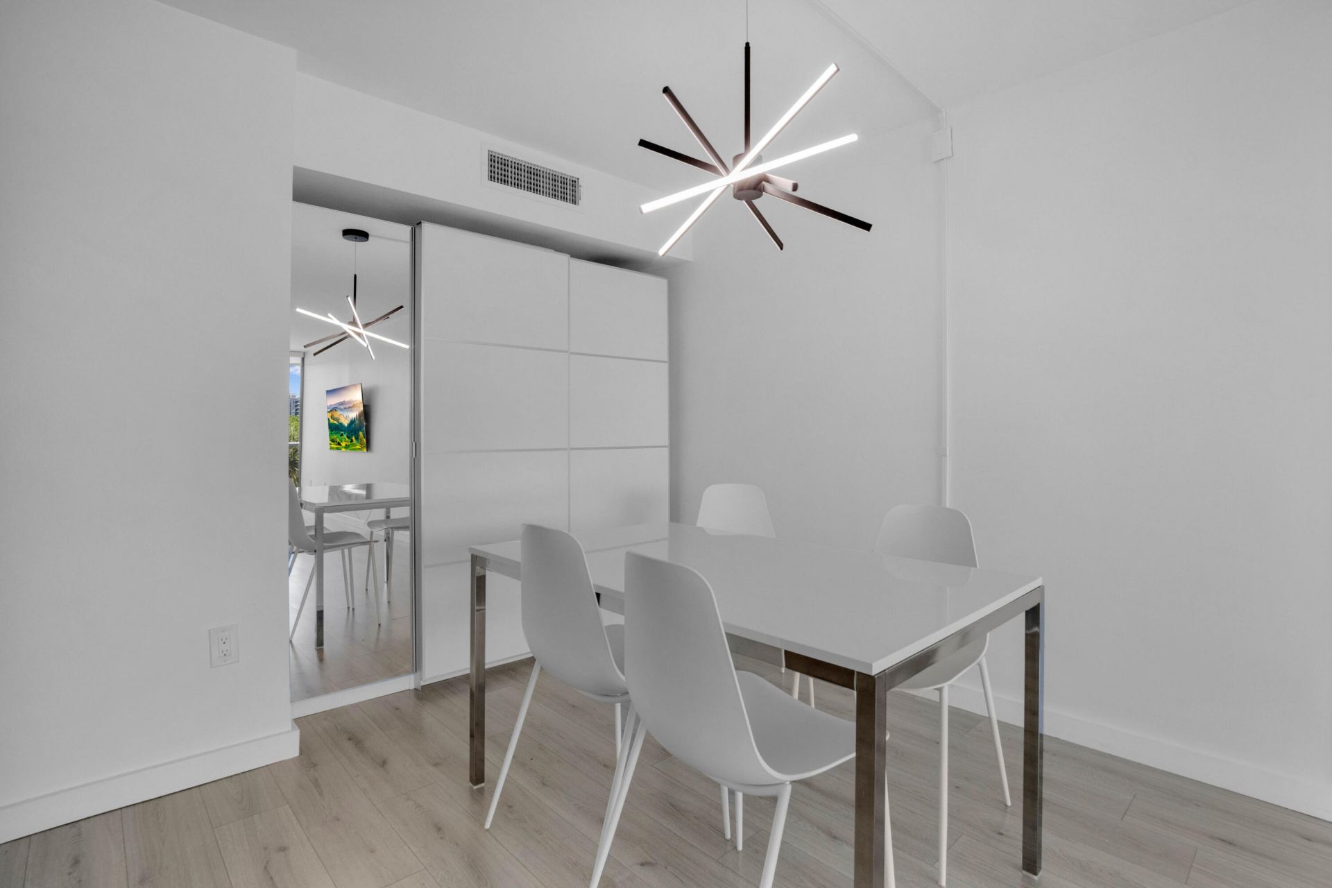 3701 N Country Club Drive, Unit 404, Aventura, FL 33180 Photo