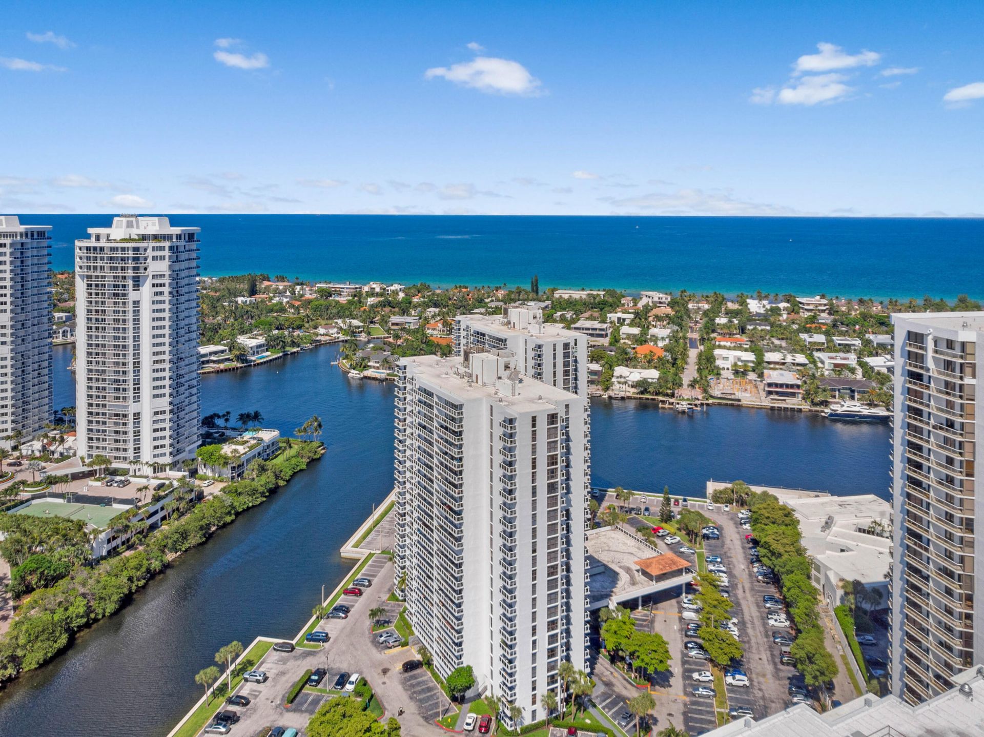 3701 N Country Club Drive, Unit 404, Aventura, FL 33180 Photo
