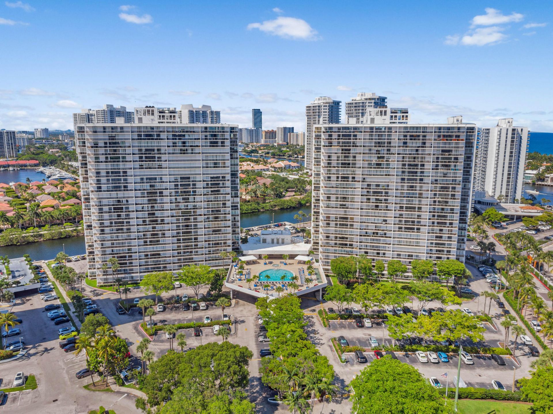 3701 N Country Club Drive, Unit 404, Aventura, FL 33180 Photo
