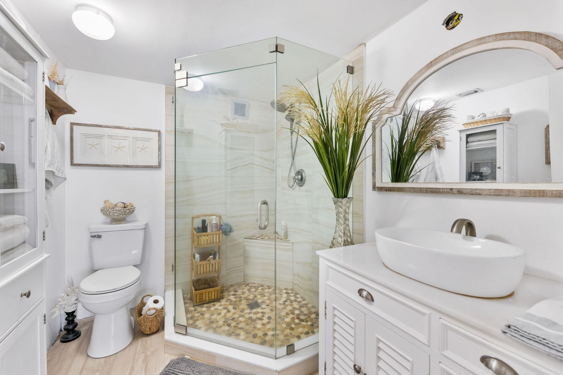 2029 N Ocean Boulevard, Unit 403, Fort Lauderdale, FL 33305 Photo
