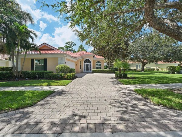9400 SW Wedgewood Lane, Stuart, FL 34997