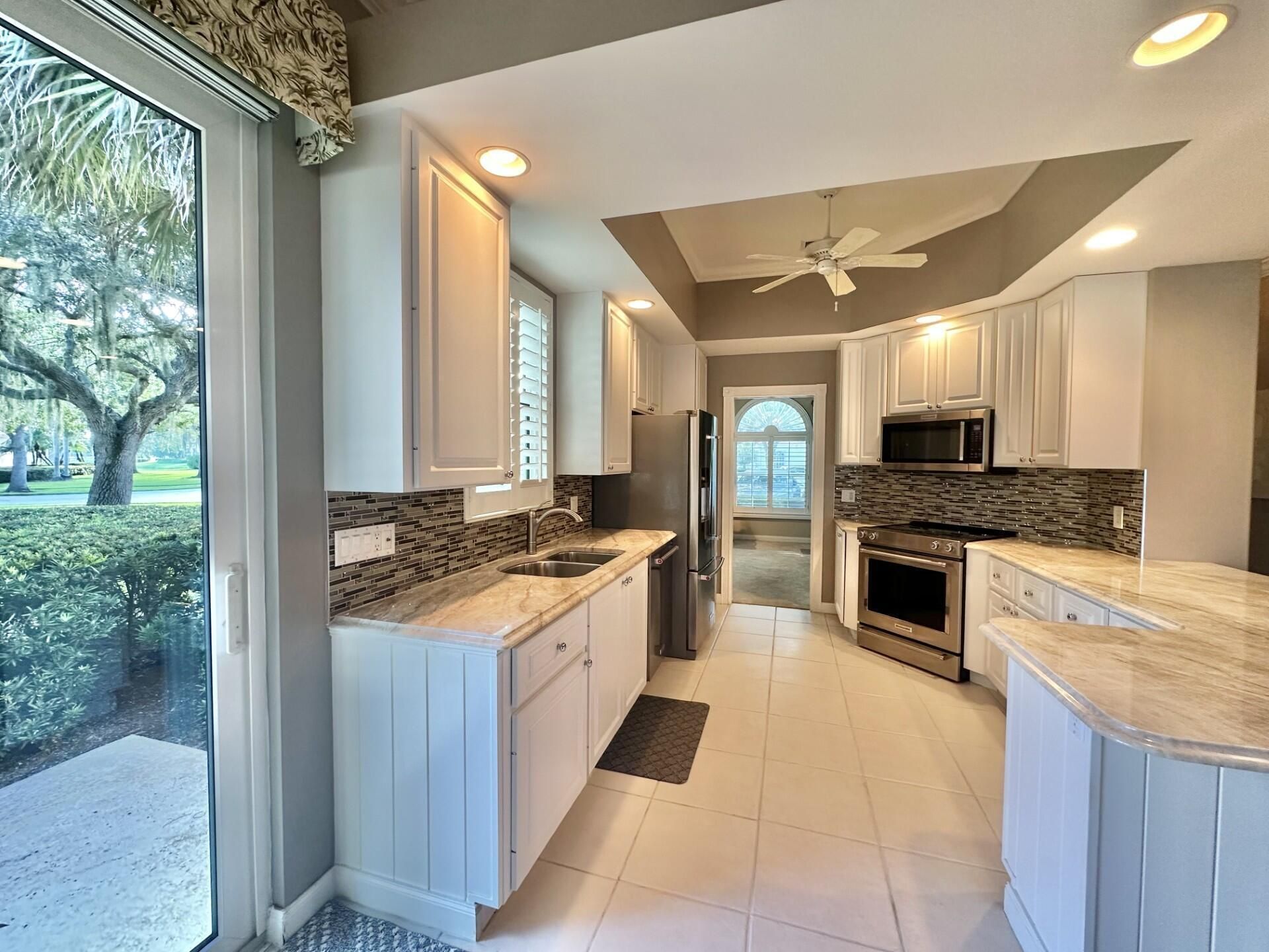 9400 SW Wedgewood Lane, Stuart, FL 34997 Photo