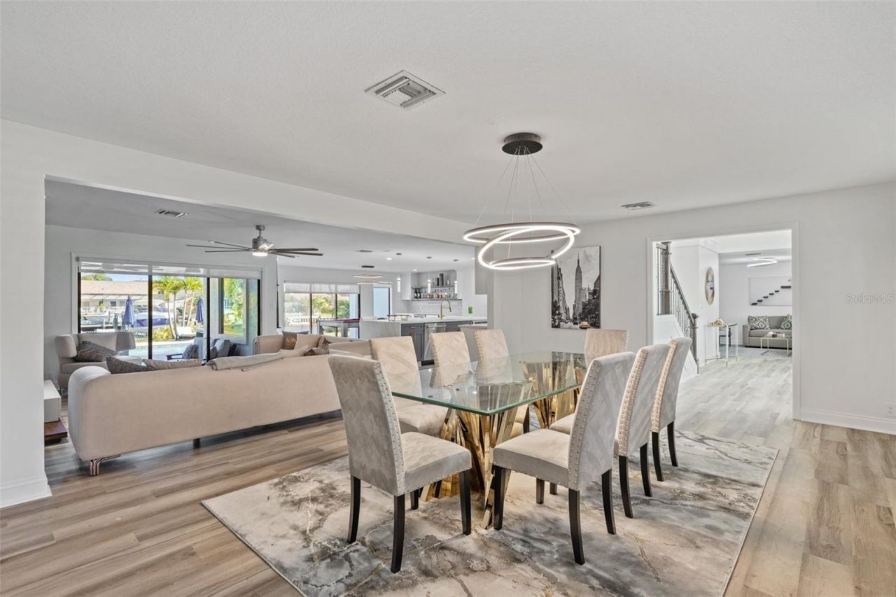 4213 Deepwater Lane, Tampa, FL 33615 Photo