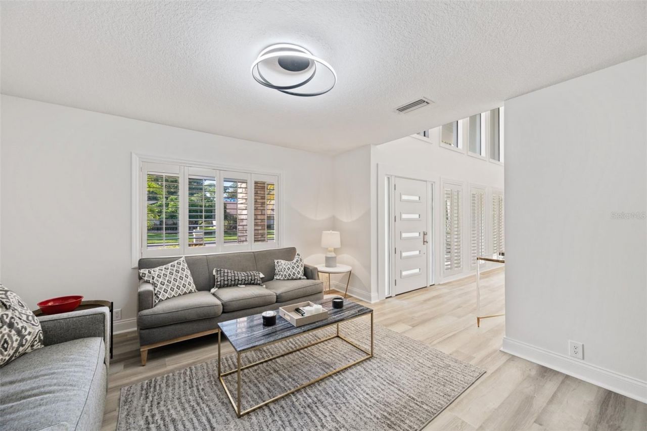 4213 Deepwater Lane, Tampa, FL 33615 Photo