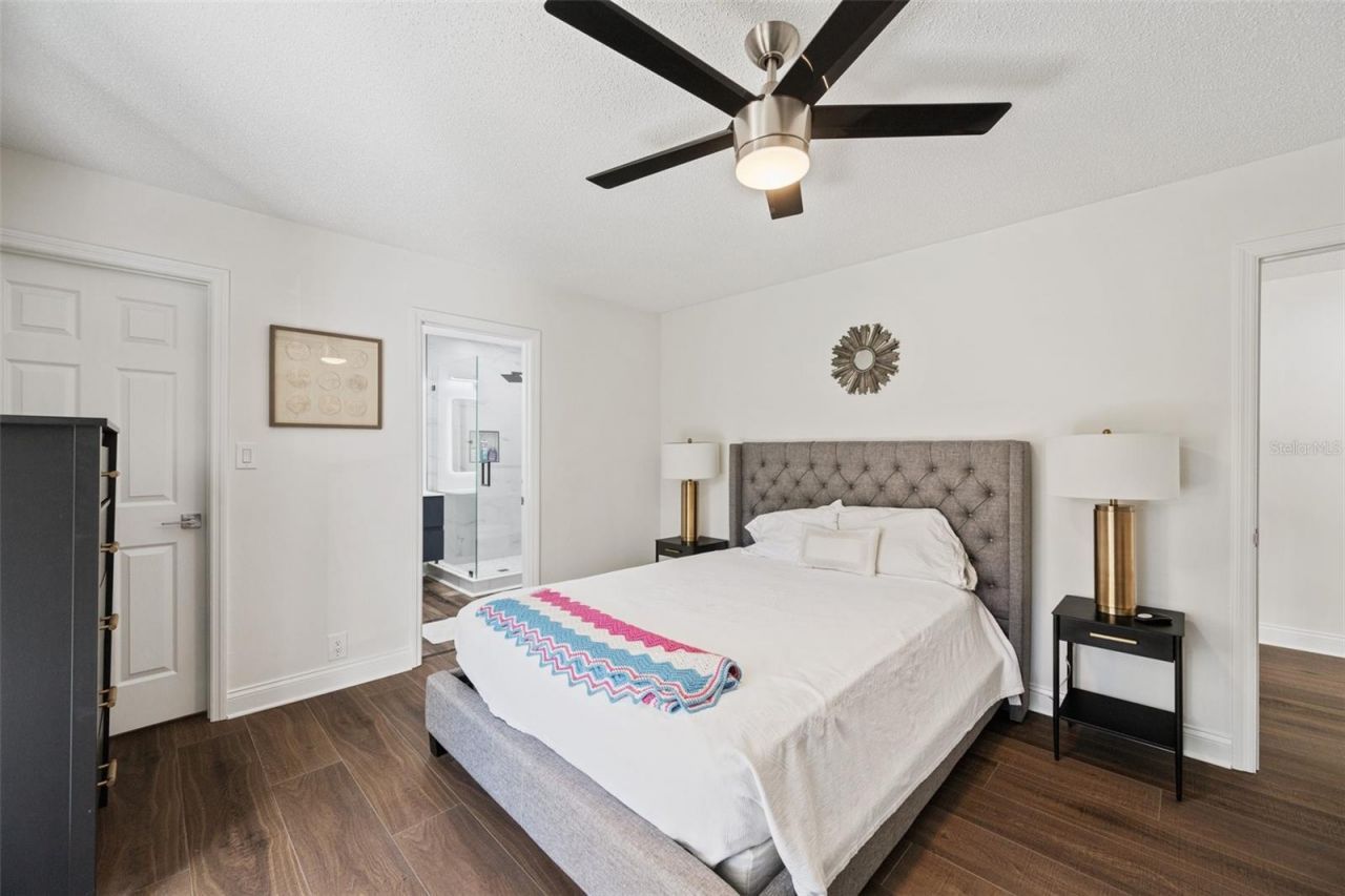 4213 Deepwater Lane, Tampa, FL 33615 Photo