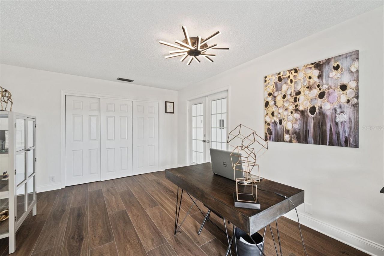 4213 Deepwater Lane, Tampa, FL 33615 Photo