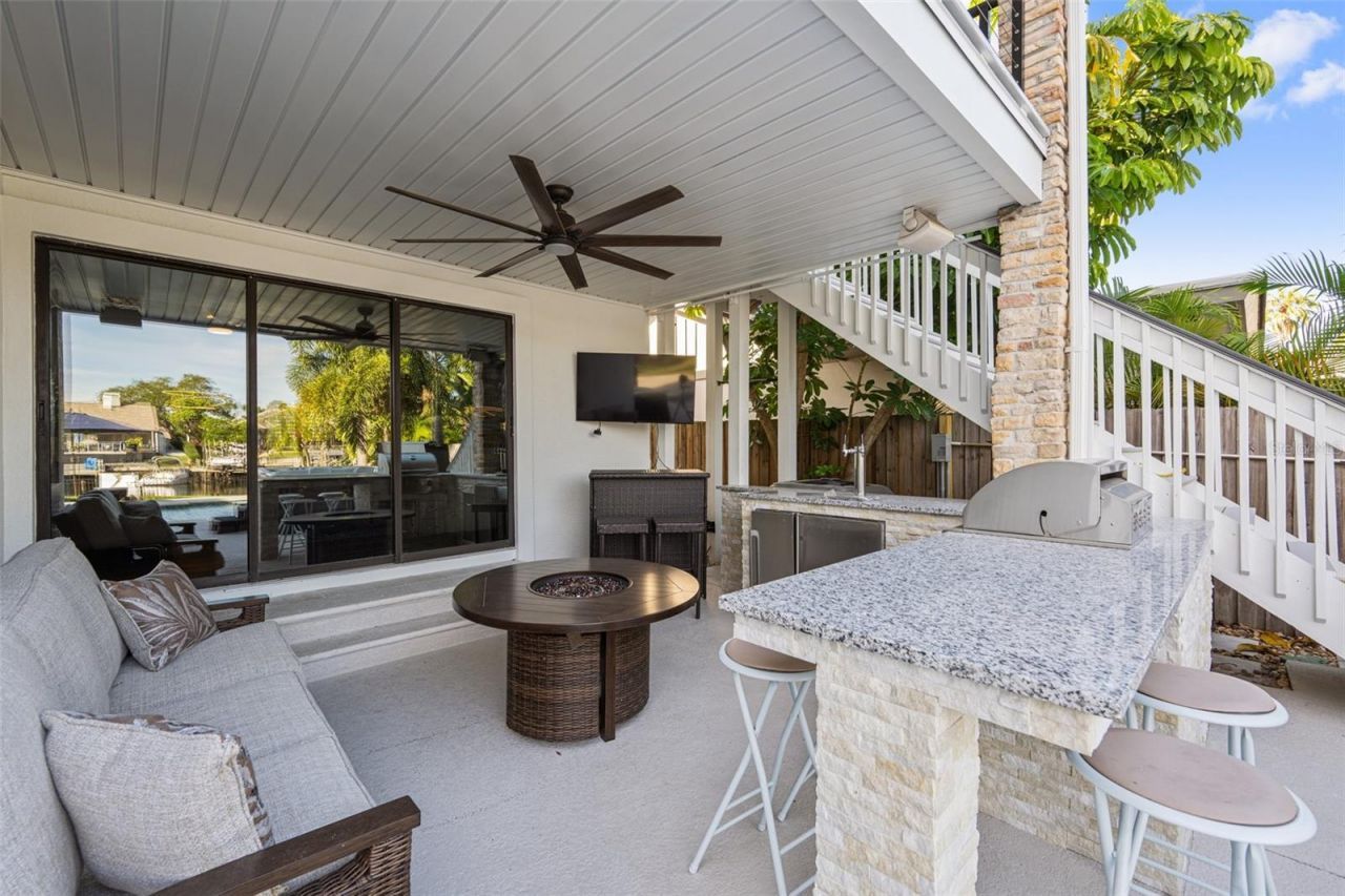 4213 Deepwater Lane, Tampa, FL 33615 Photo