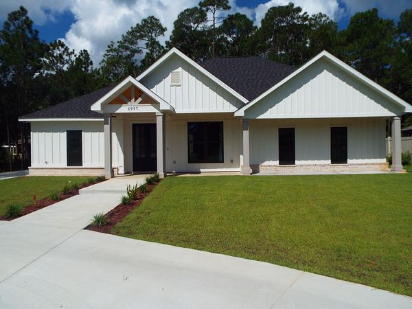 1957 Sunrise Drive, Navarre, FL 32566