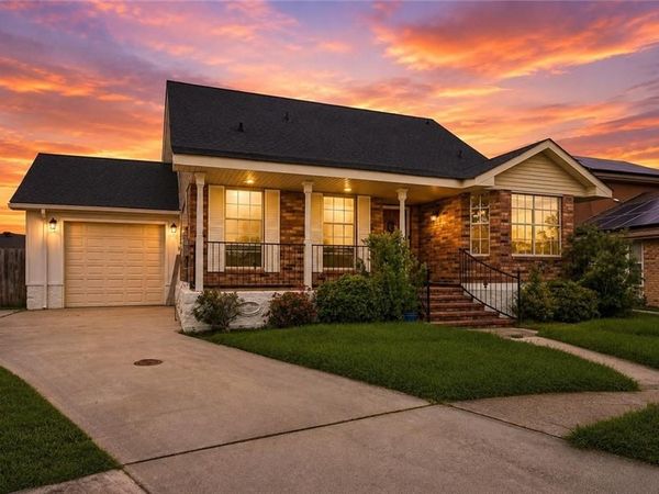 11611 N ADAMS Court, New Orleans, LA 70128