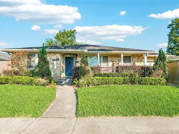 160 W HENFER Avenue , River Ridge, LA 70123