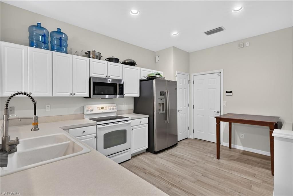 16079 Caldera Ln , Unit 54, Naples, FL 34110 Photo