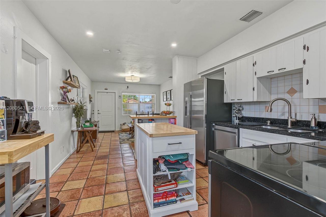 6440 SW 35th St, Miami, FL 33155 Photo