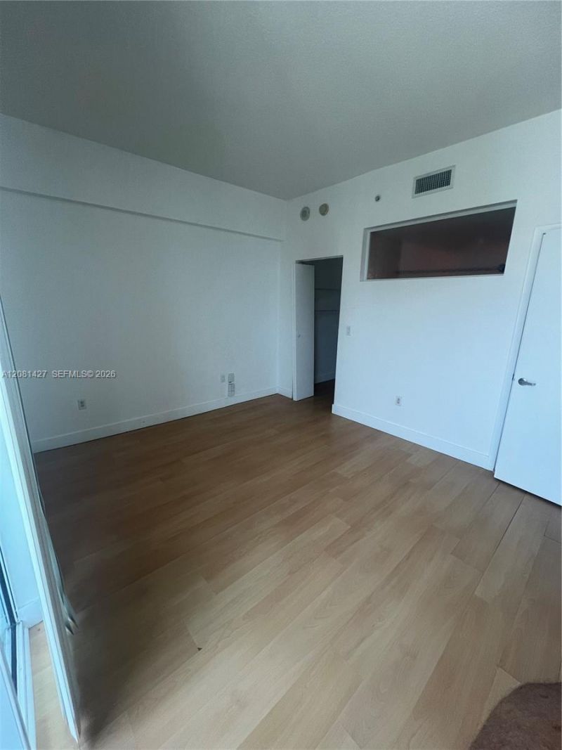 350 NE 24th St, Unit 407, Miami, FL 33137 Photo