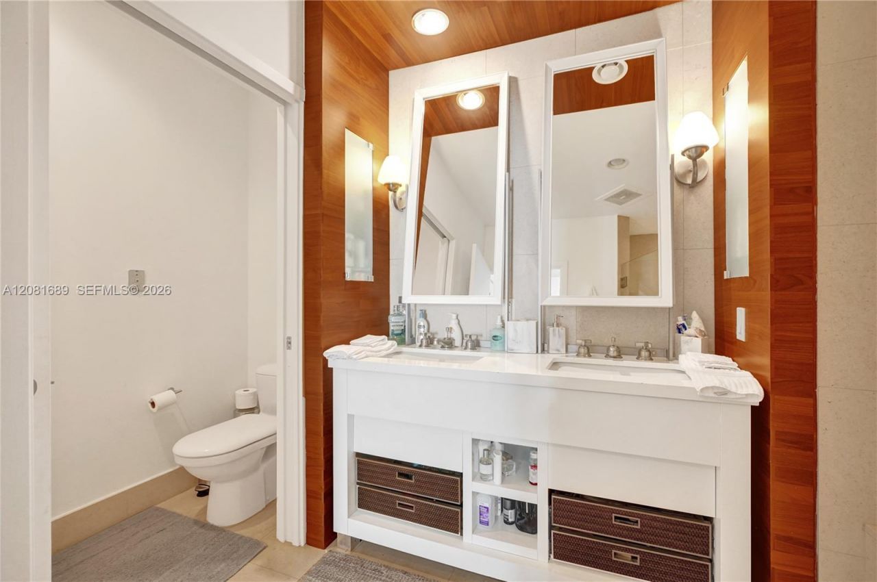 6799 Collins Ave, Unit 201, Miami Beach, FL 33141 Photo