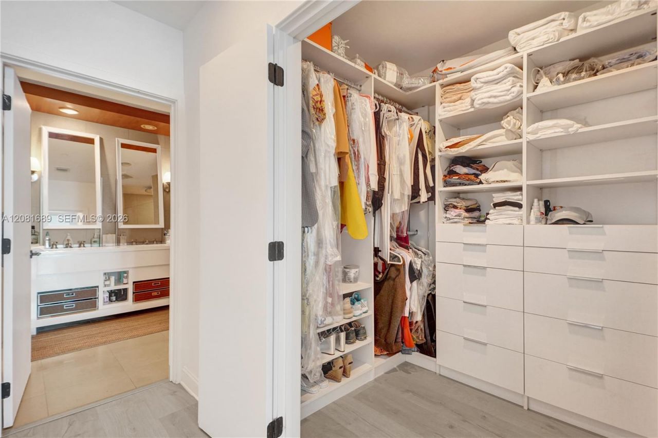 6799 Collins Ave, Unit 201, Miami Beach, FL 33141 Photo