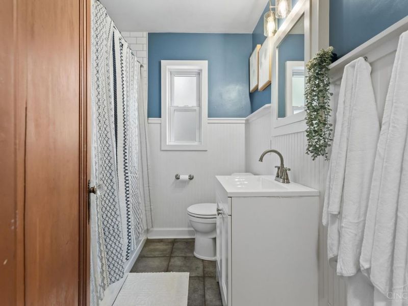 4106 Homelawn Avenue, Cheviot, OH 45211 Photo 12