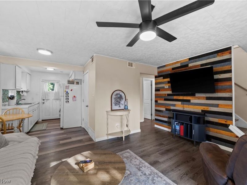 4403 W 191st Street, Cleveland, OH 44135 Photo 2