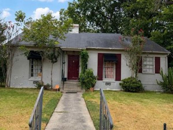 860 Columbia Street, Shreveport, LA 71104