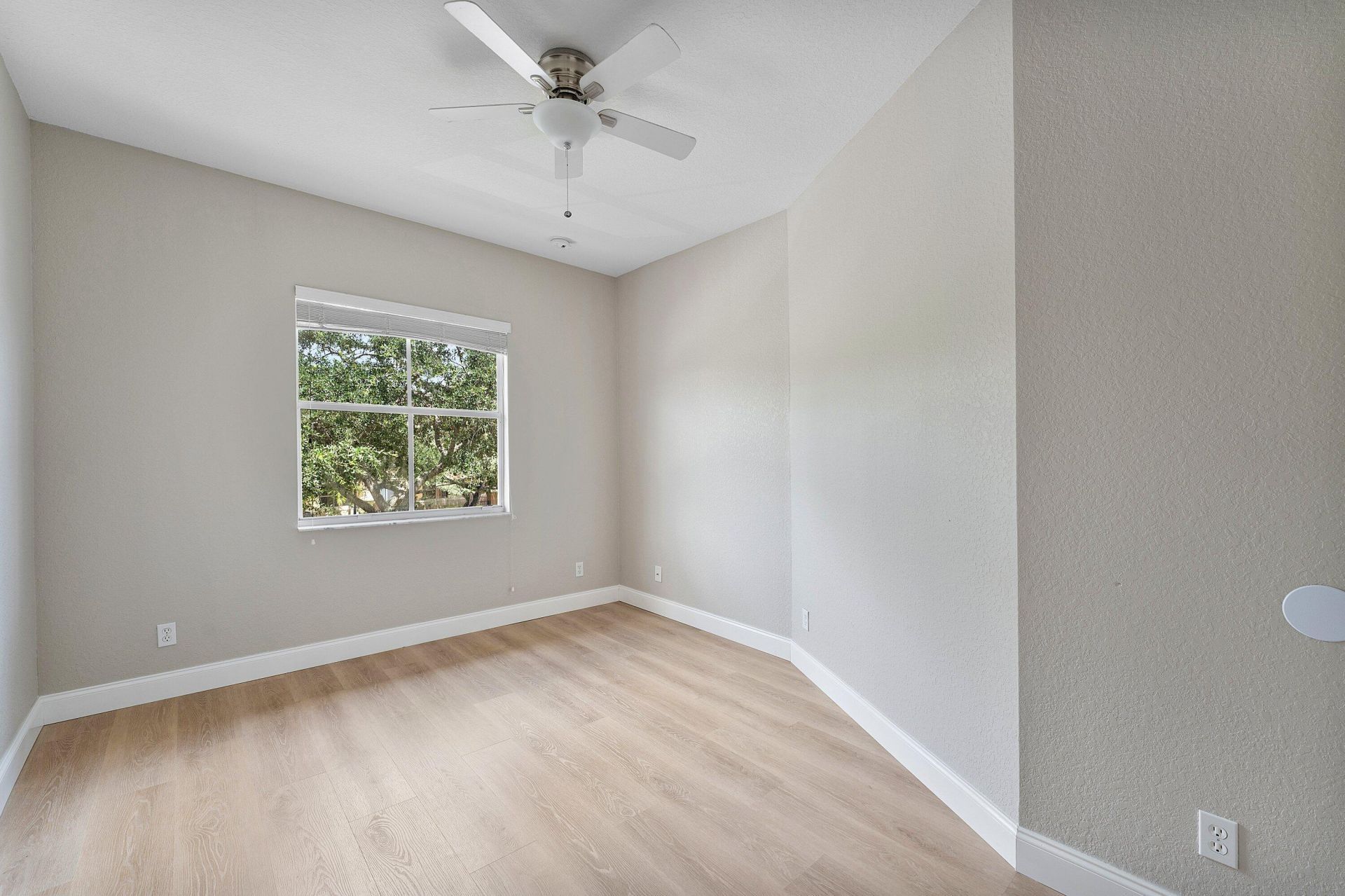 2896 Hidden Hills Road, Unit 1002, West Palm Beach, FL 33411 Photo