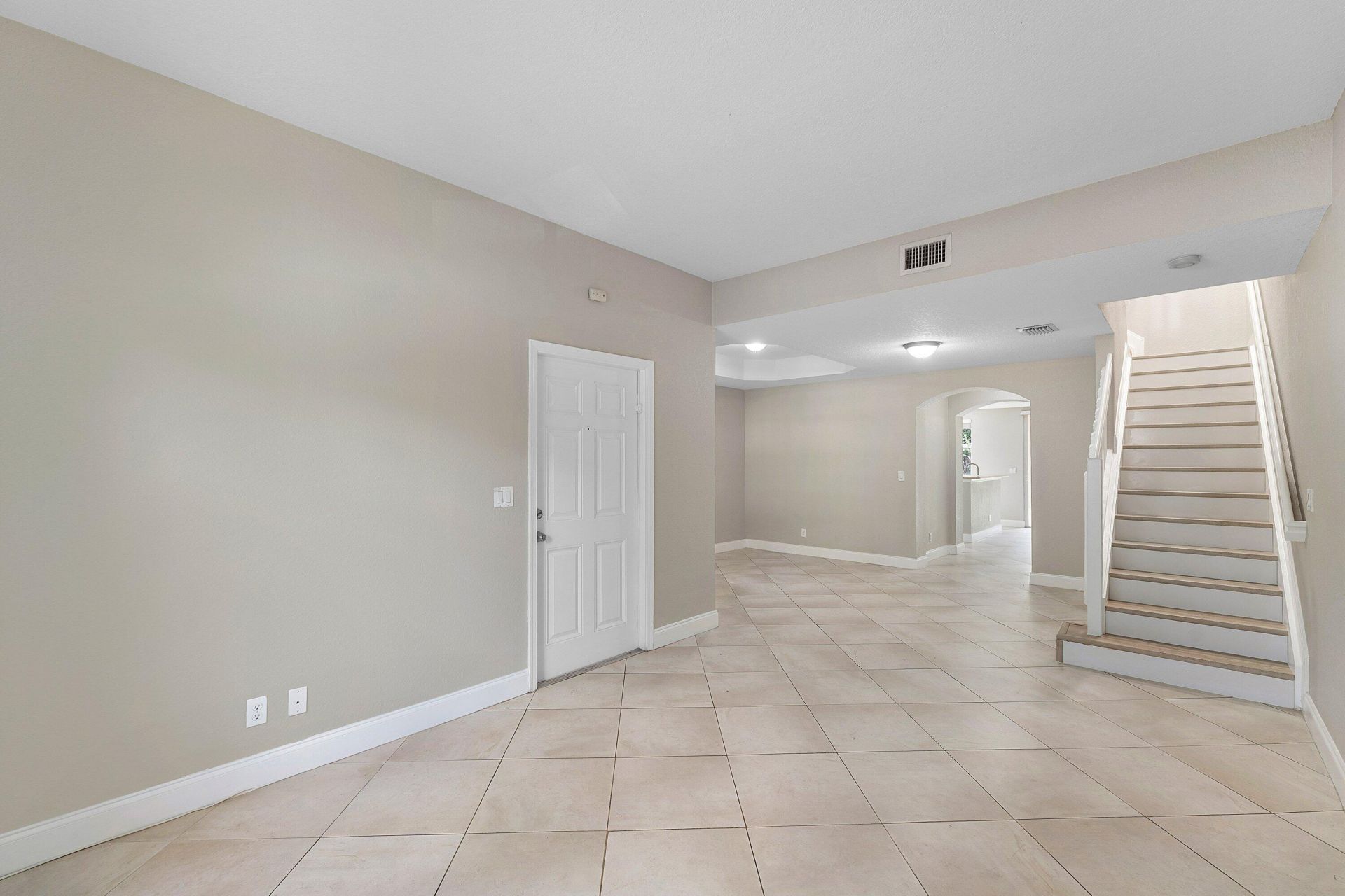 2896 Hidden Hills Road, Unit 1002, West Palm Beach, FL 33411 Photo